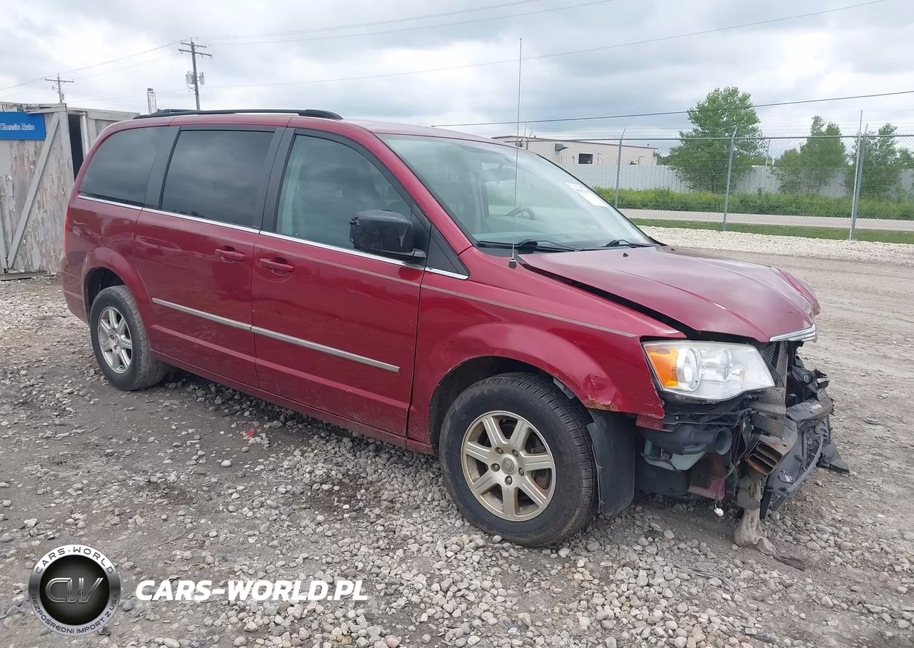 2010 Chrysler Town & Country Touring