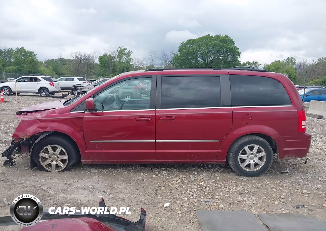 2010 Chrysler Town & Country Touring VIN:2A4RR5D1XAR324054 - 15