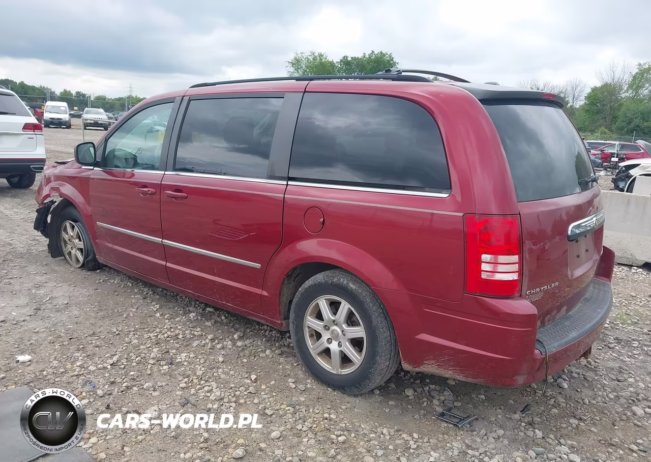 2010 Chrysler Town & Country Touring VIN:2A4RR5D1XAR324054 - 3
