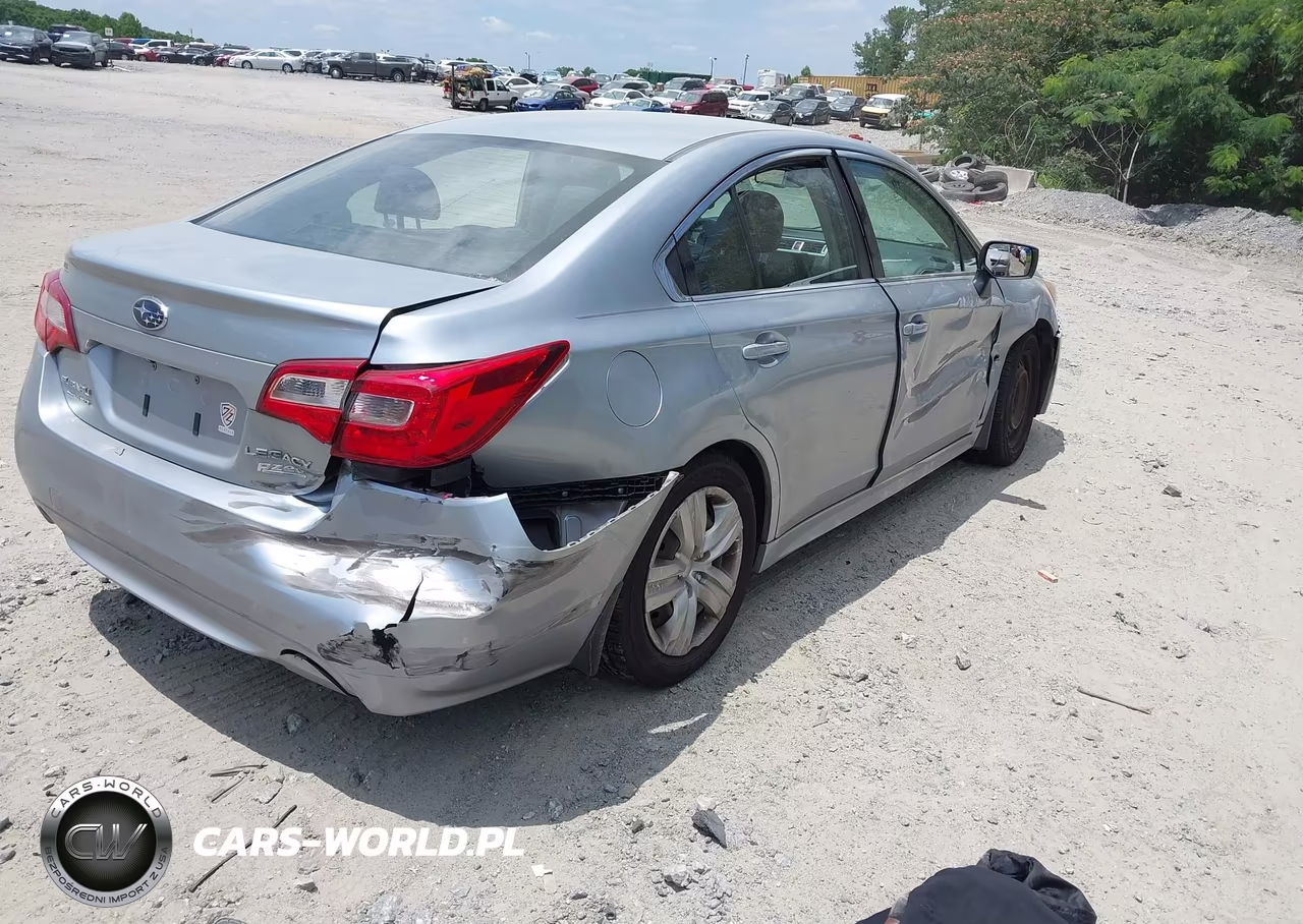 2015 Subaru Legacy 2.5I VIN:4S3BNAA6XF3017981 - 4