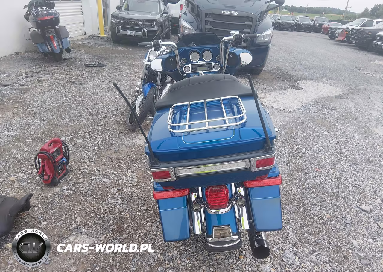 2006 Harley-Davidson Flhtcui VIN:1HD1FCW166Y630411 - 6