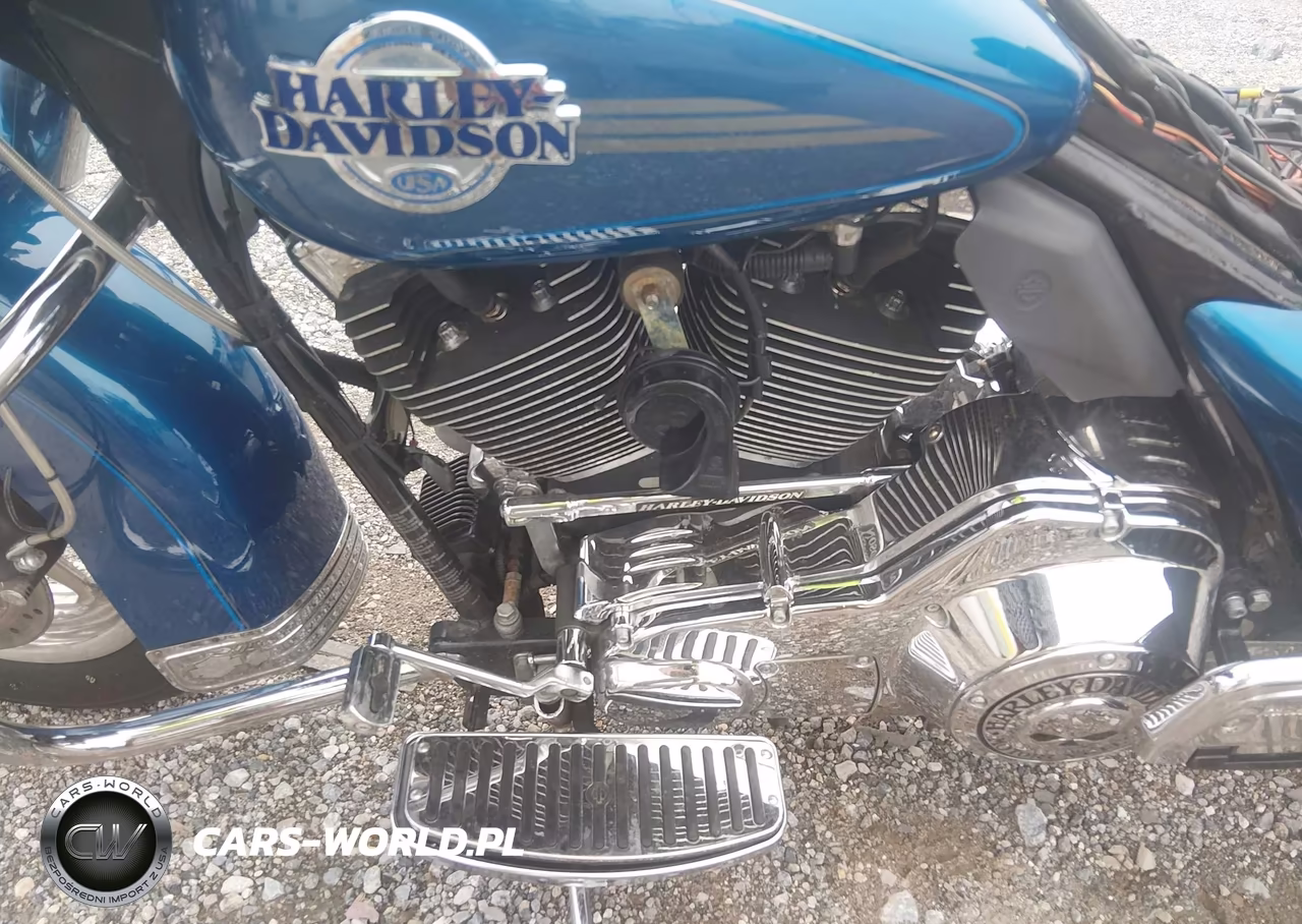 2006 Harley-Davidson Flhtcui VIN:1HD1FCW166Y630411 - 9