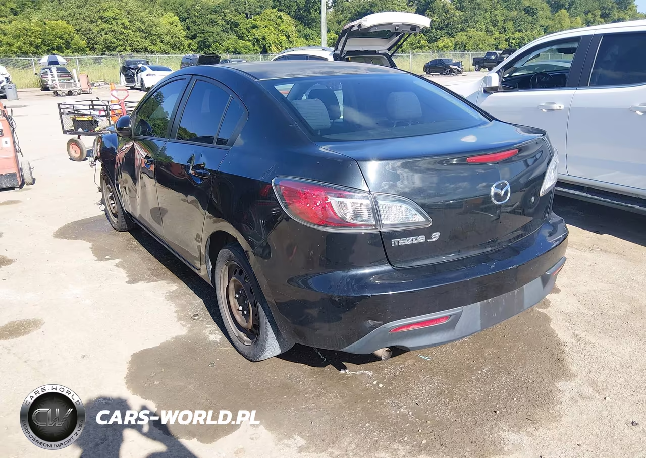 2011 Mazda Mazda3 I Sport VIN:JM1BL1UG6B1381394 - 3