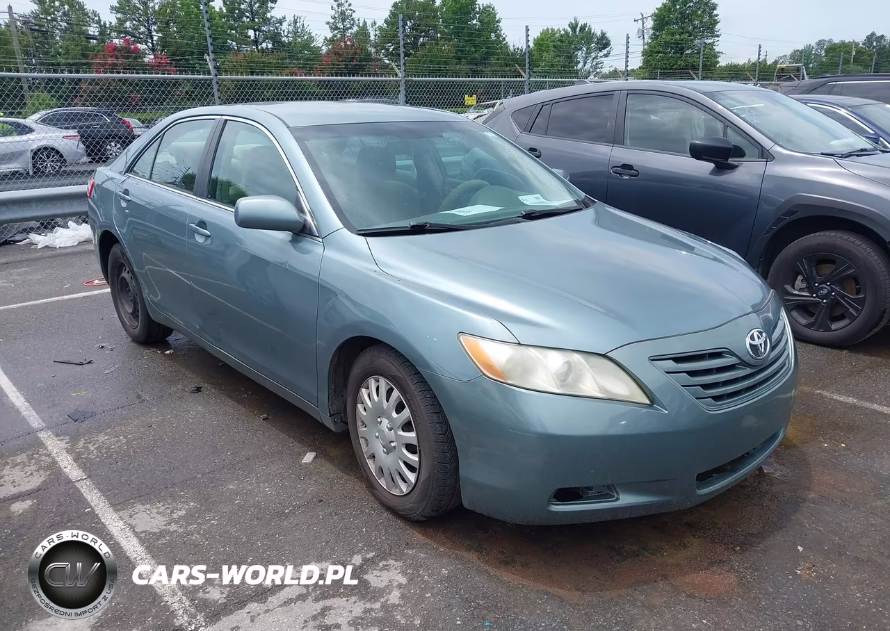 2008 Toyota Camry Le – zdjęcie 1 z 11