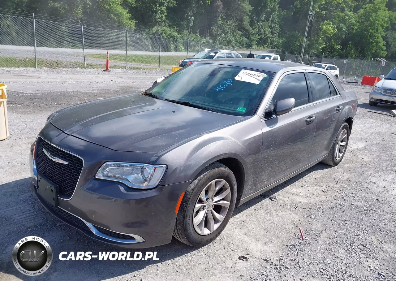 2015 Chrysler 300 Limited VIN:2C3CCAAG6FH818475 - 2