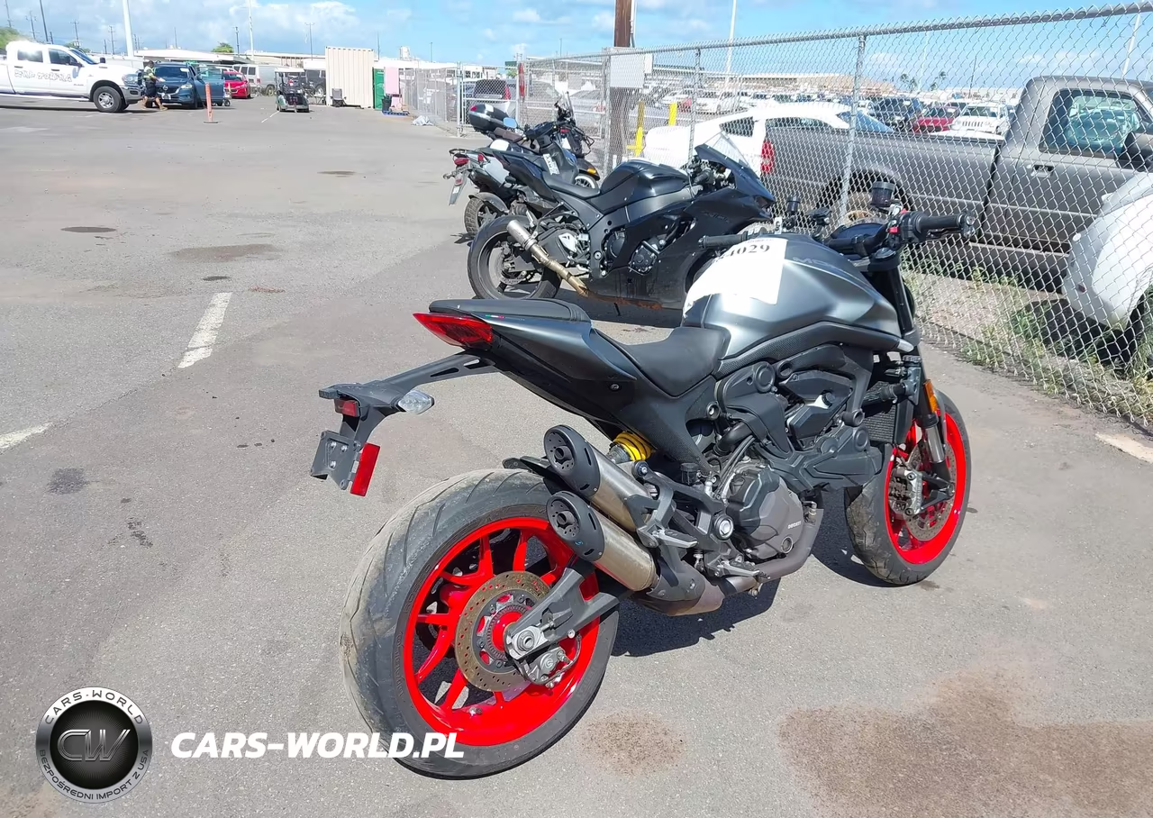 2022 Ducati Monster VIN:ZDMMAMDT2NB006313 - 4