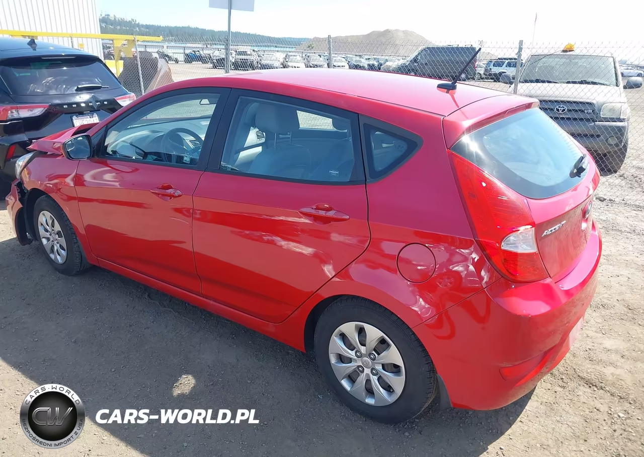2015 Hyundai Accent Gs VIN:KMHCT5AE9FU222349 - 3