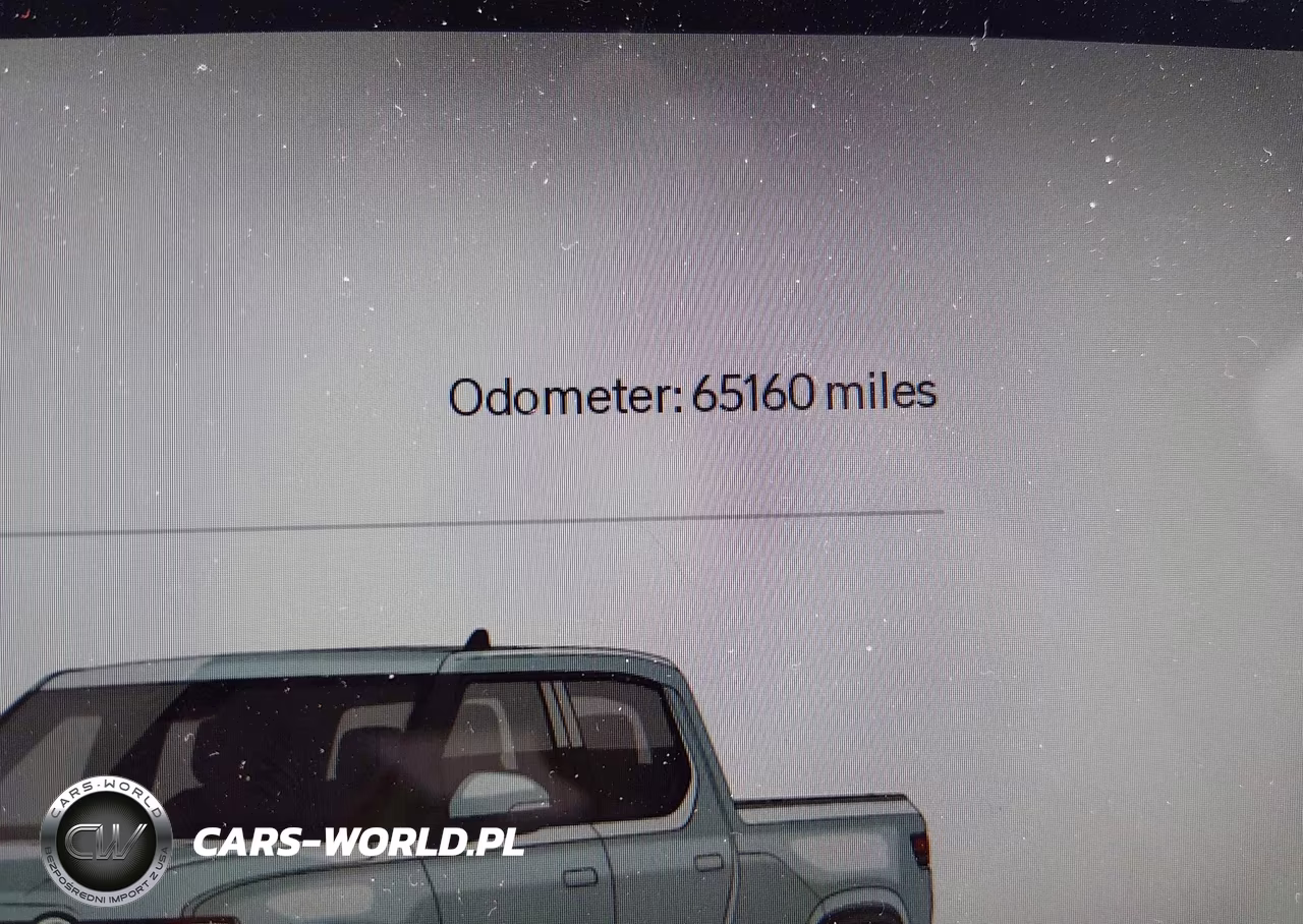 2022 Rivian R1T Adventure VIN:7FCTGAAA5NN009948 - 16
