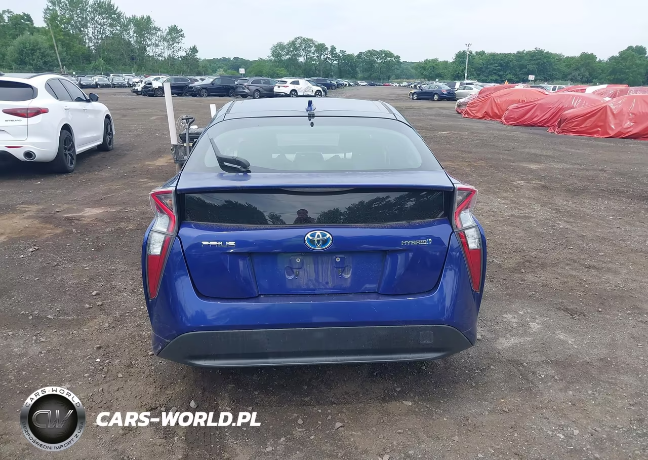 2016 Toyota Prius Two VIN:JTDKBRFU8G3519999 - 16