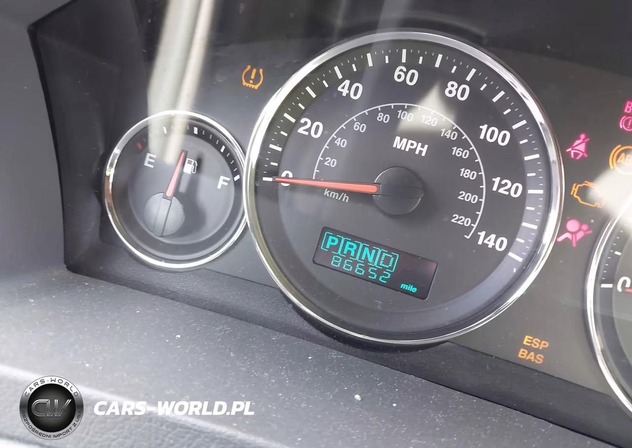 2007 Jeep Grand Cherokee Laredo VIN:1J8GR48K47C664563 - 15