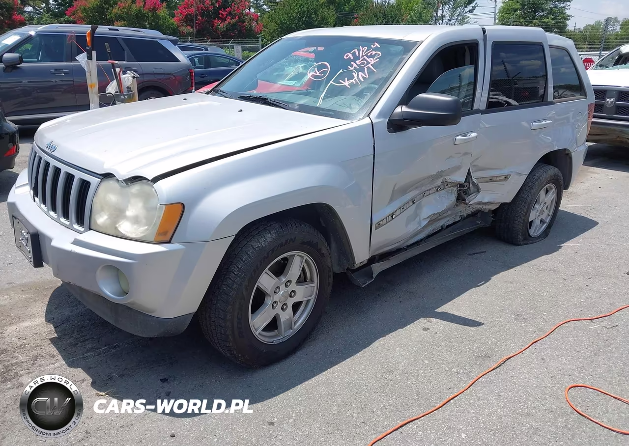 2007 Jeep Grand Cherokee Laredo VIN:1J8GR48K47C664563 - 2