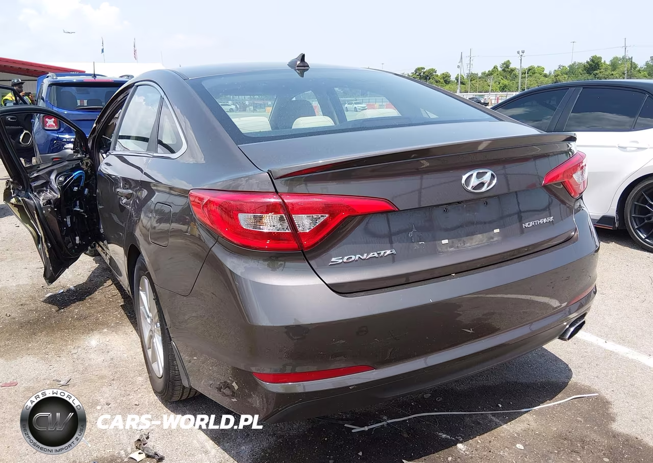 2016 Hyundai Sonata Se VIN:5NPE24AF6GH298853 - 3