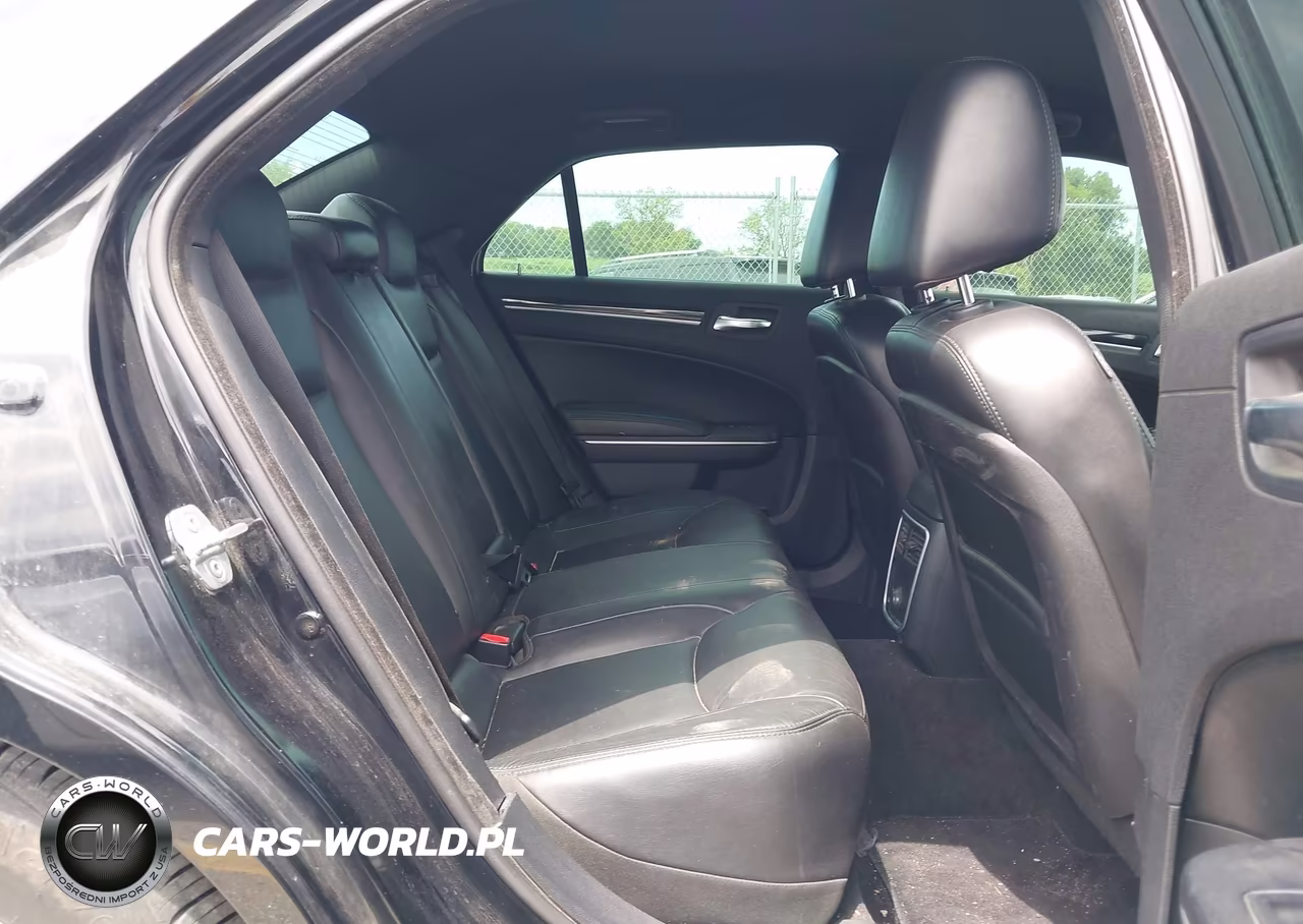 2012 Chrysler 300 Limited VIN:2C3CCACG8CH283500 - 8