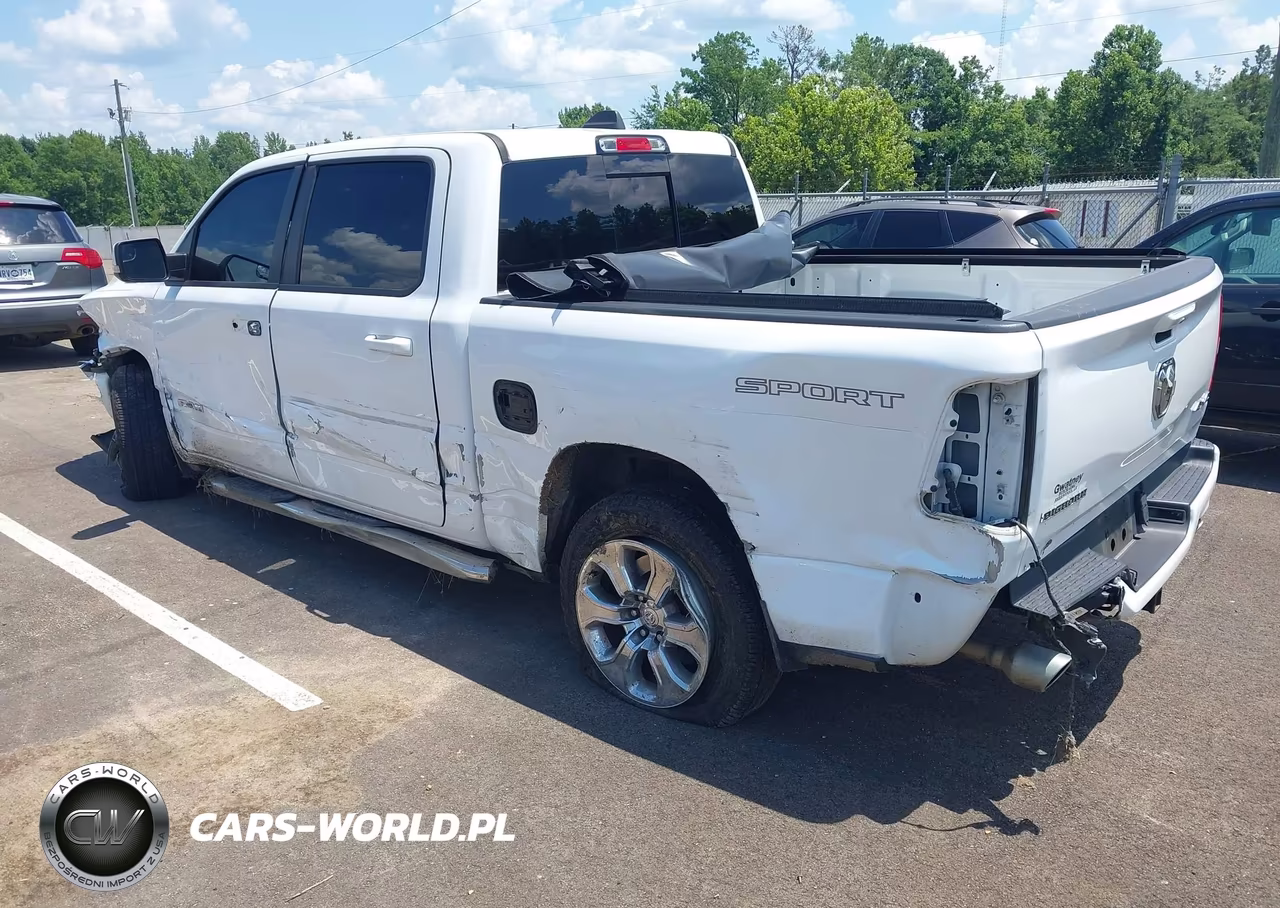 2021 Ram 1500 Big Horn 4X4 5'7 Box VIN:1C6SRFFT7MN702111 - 3