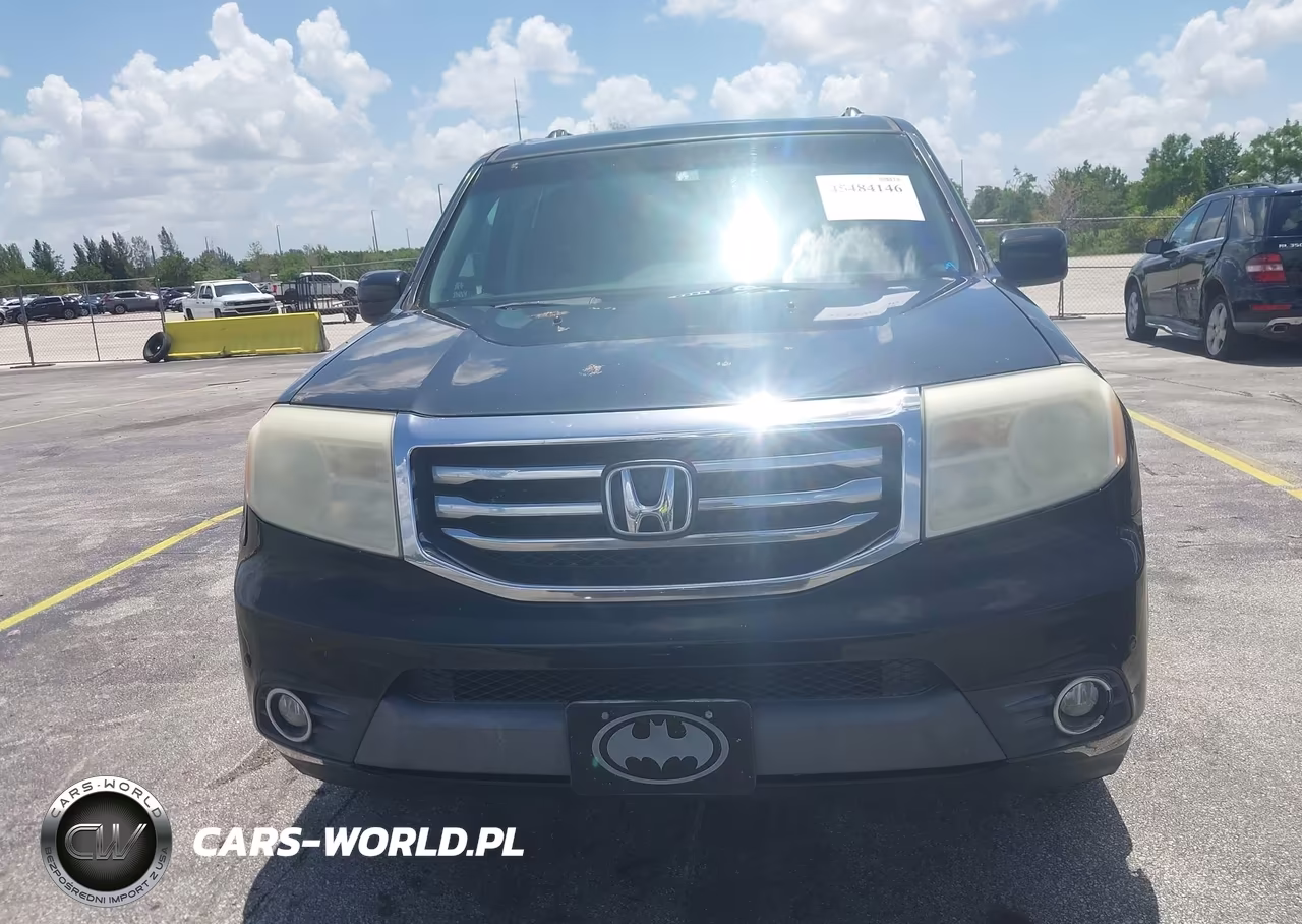 2015 Honda Pilot Touring VIN:5FNYF3H93FB024678 - 12