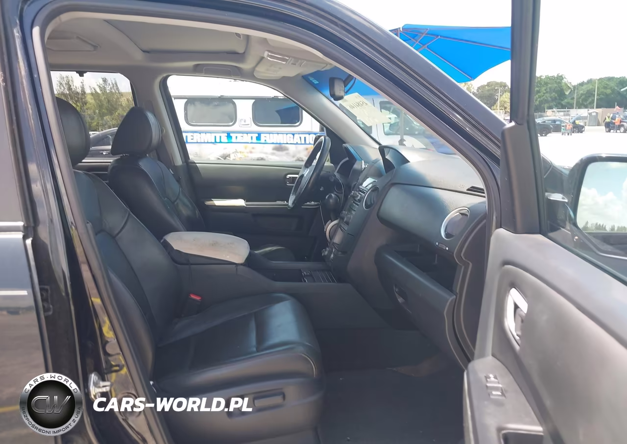 2015 Honda Pilot Touring VIN:5FNYF3H93FB024678 - 5
