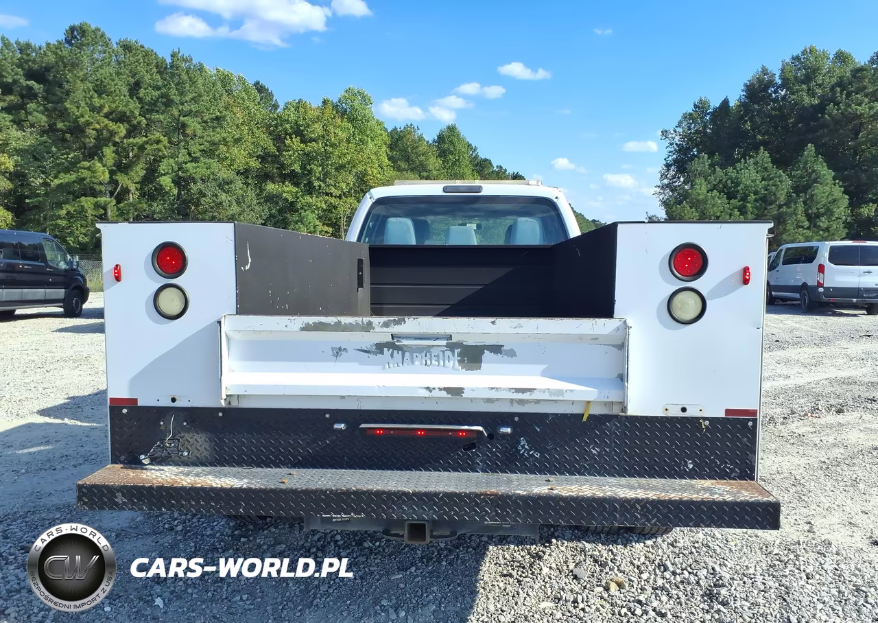 2015 Ford F-450 Chassis Lariat-Xl-Xlt VIN:1FD9W4HT6FEB56613 - 17
