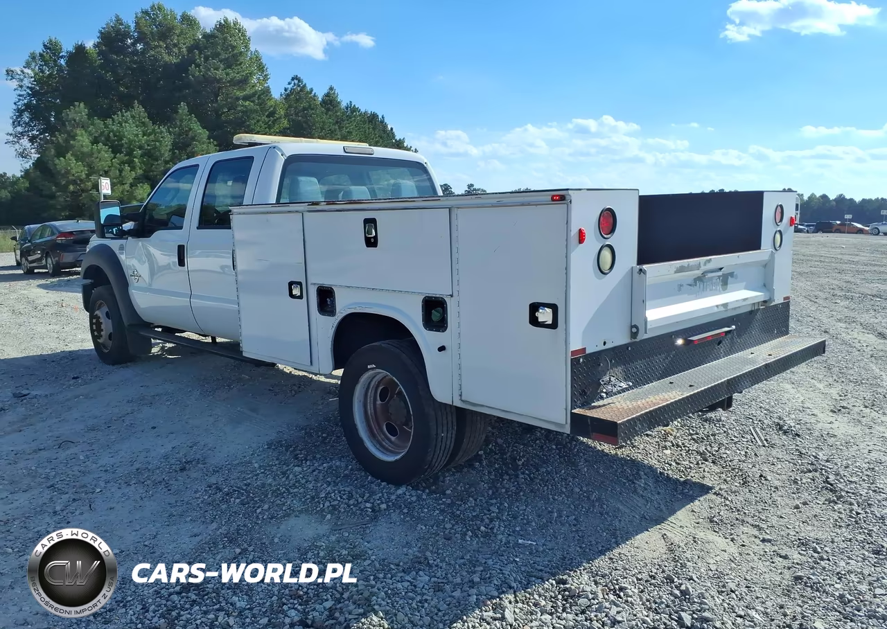 2015 Ford F-450 Chassis Lariat-Xl-Xlt VIN:1FD9W4HT6FEB56613 - 3