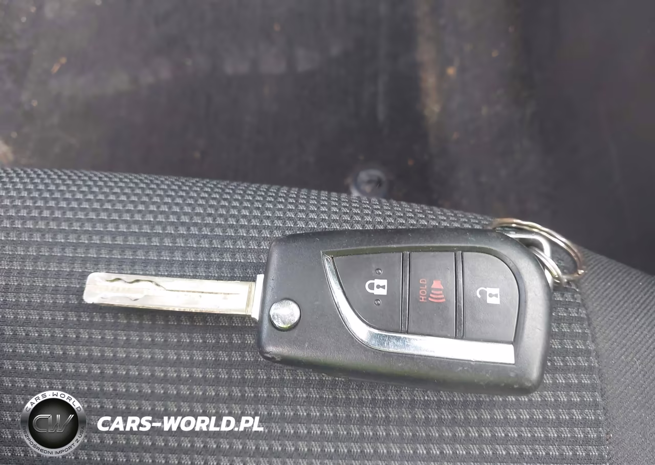 2022 Toyota Rav4 Hybrid Le VIN:4T3MWRFV4NU073706 - 11