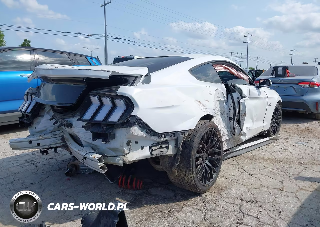 2016 Ford Mustang Gt-Gt Premium VIN:1FA6P8CF5G5256478 - 4
