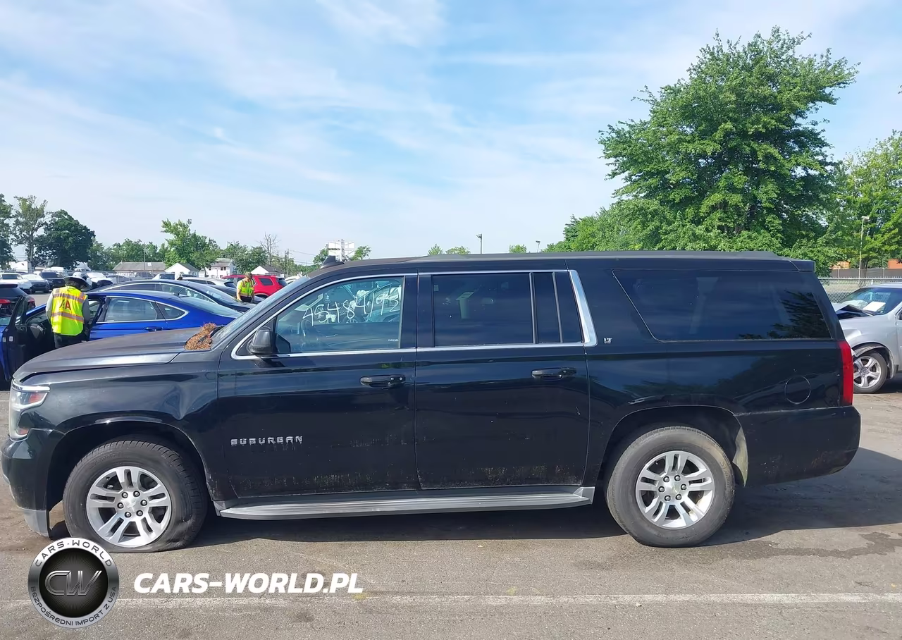 2015 Chevrolet Suburban Lt VIN:1GNSKJKC9FR692724 - 14