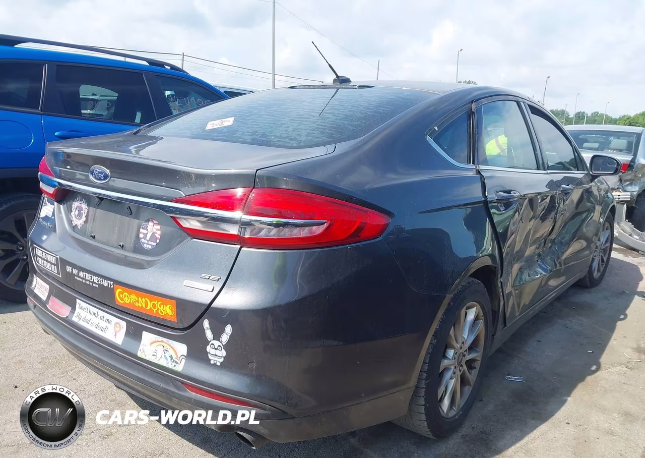 2017 Ford Fusion Se VIN:3FA6P0HD5HR244595 - 4