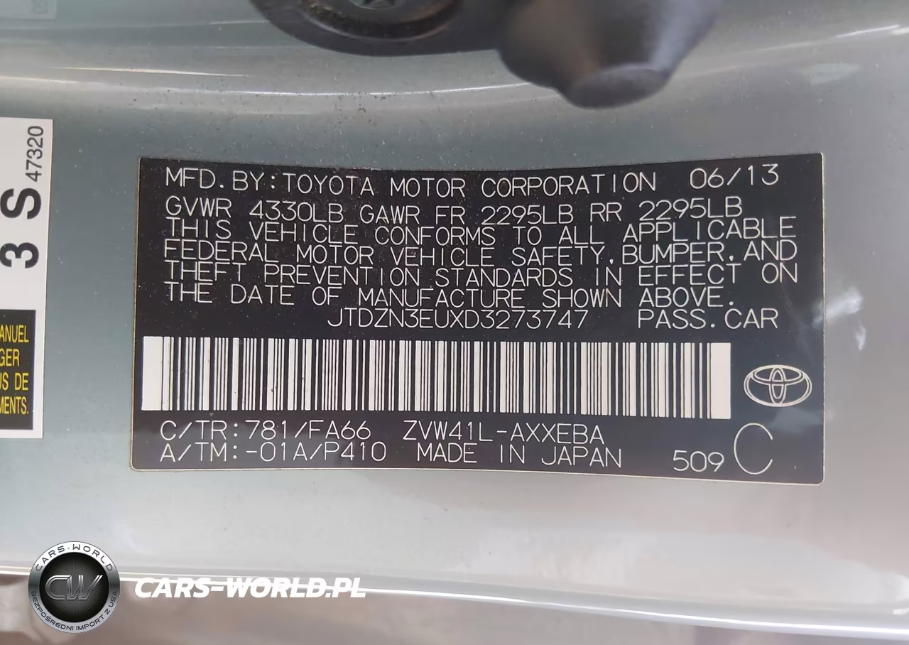2013 Toyota Prius V Three VIN:JTDZN3EUXD3273747 - 9