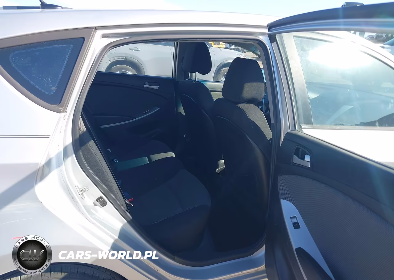 2013 Hyundai Accent Gs VIN:KMHCT5AE3DU093621 - 8