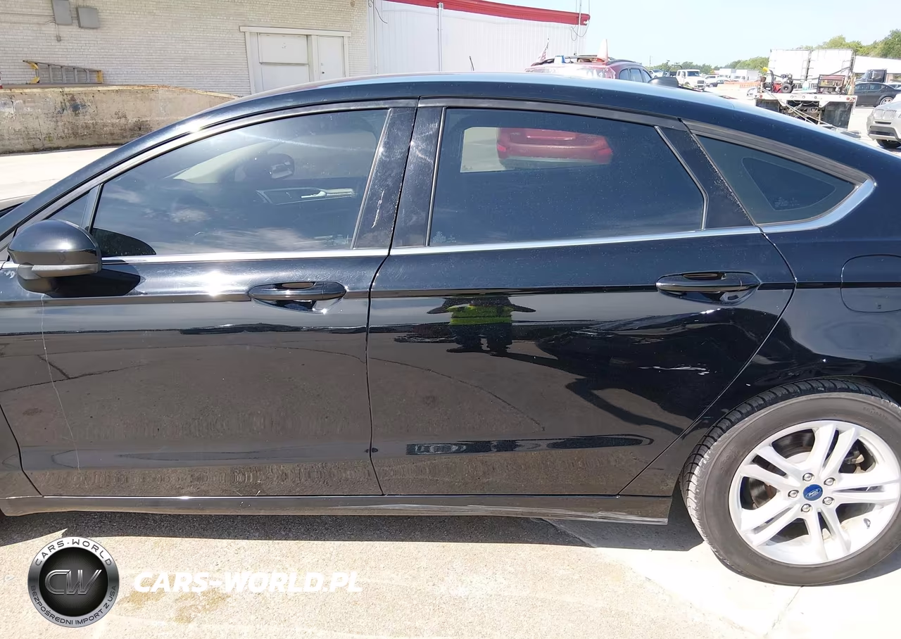 2018 Ford Fusion Se VIN:3FA6P0HD3JR121951 - 14