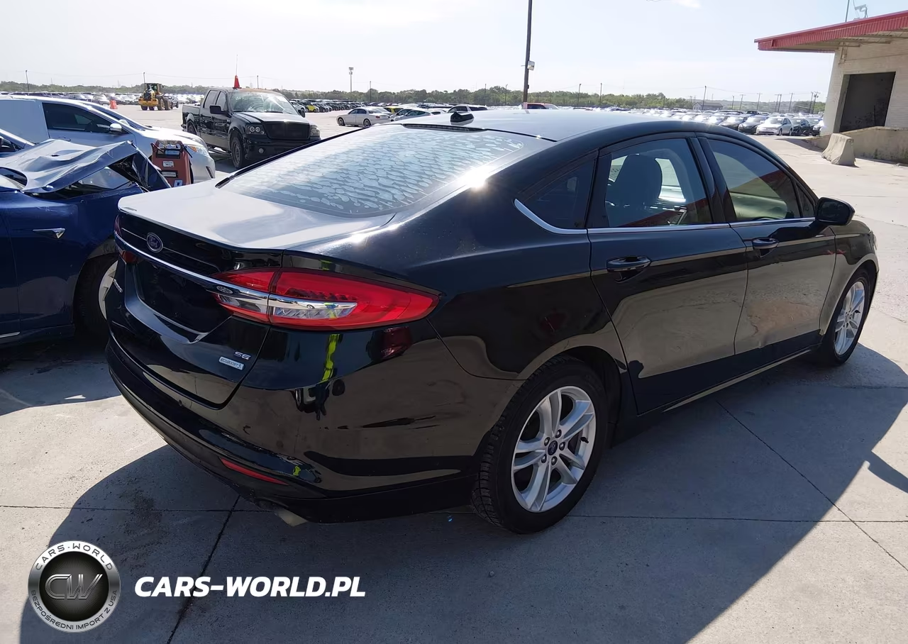 2018 Ford Fusion Se VIN:3FA6P0HD3JR121951 - 4