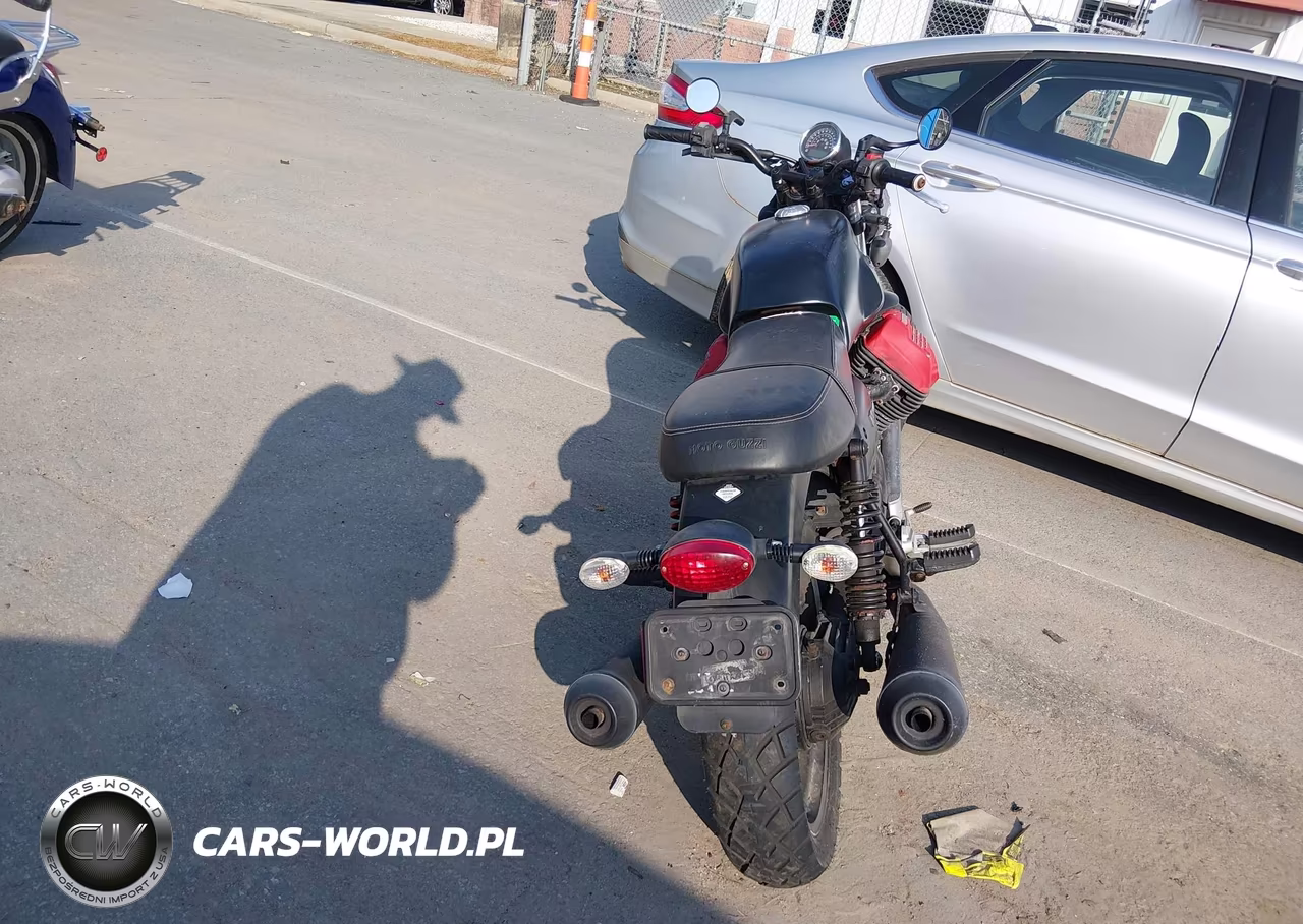 2017 Moto Guzzi V7 Iii Stone VIN:ZGULDU003HM000195 - 6