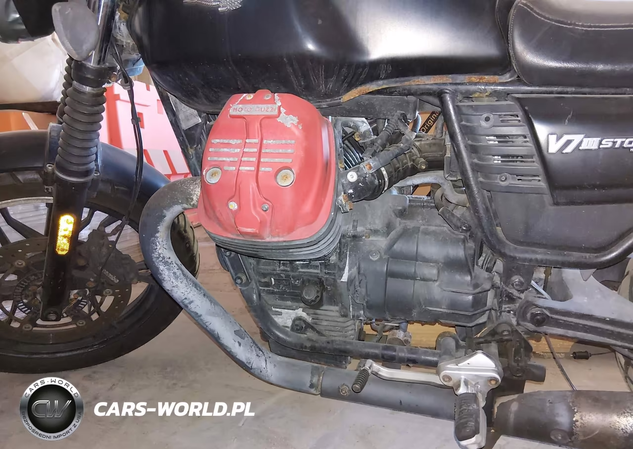2017 Moto Guzzi V7 Iii Stone VIN:ZGULDU003HM000195 - 9