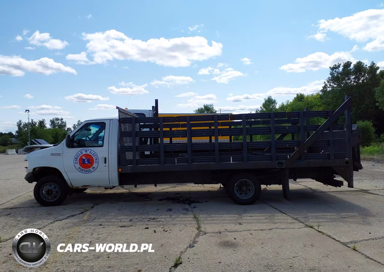 2006 Ford E-450 Cutaway VIN:1FDXE45P16DA68625 - 16