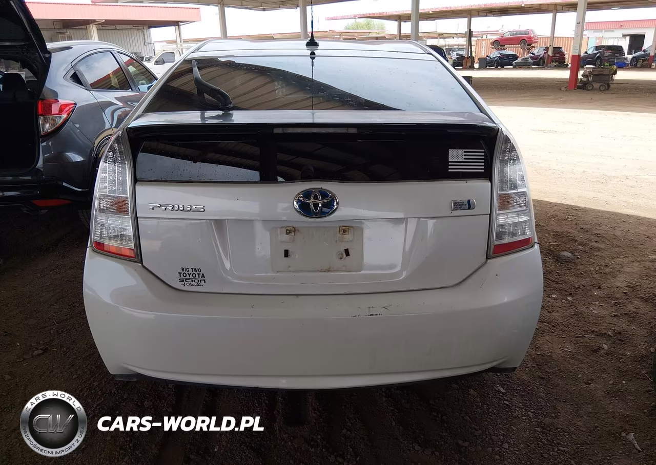 2011 Toyota Prius Two VIN:JTDKN3DU2B0248231 - 17