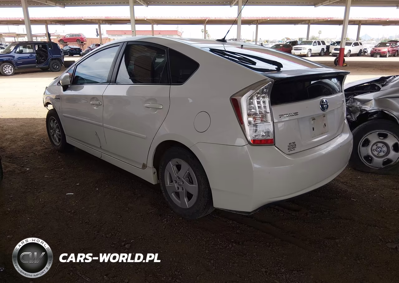 2011 Toyota Prius Two VIN:JTDKN3DU2B0248231 - 3