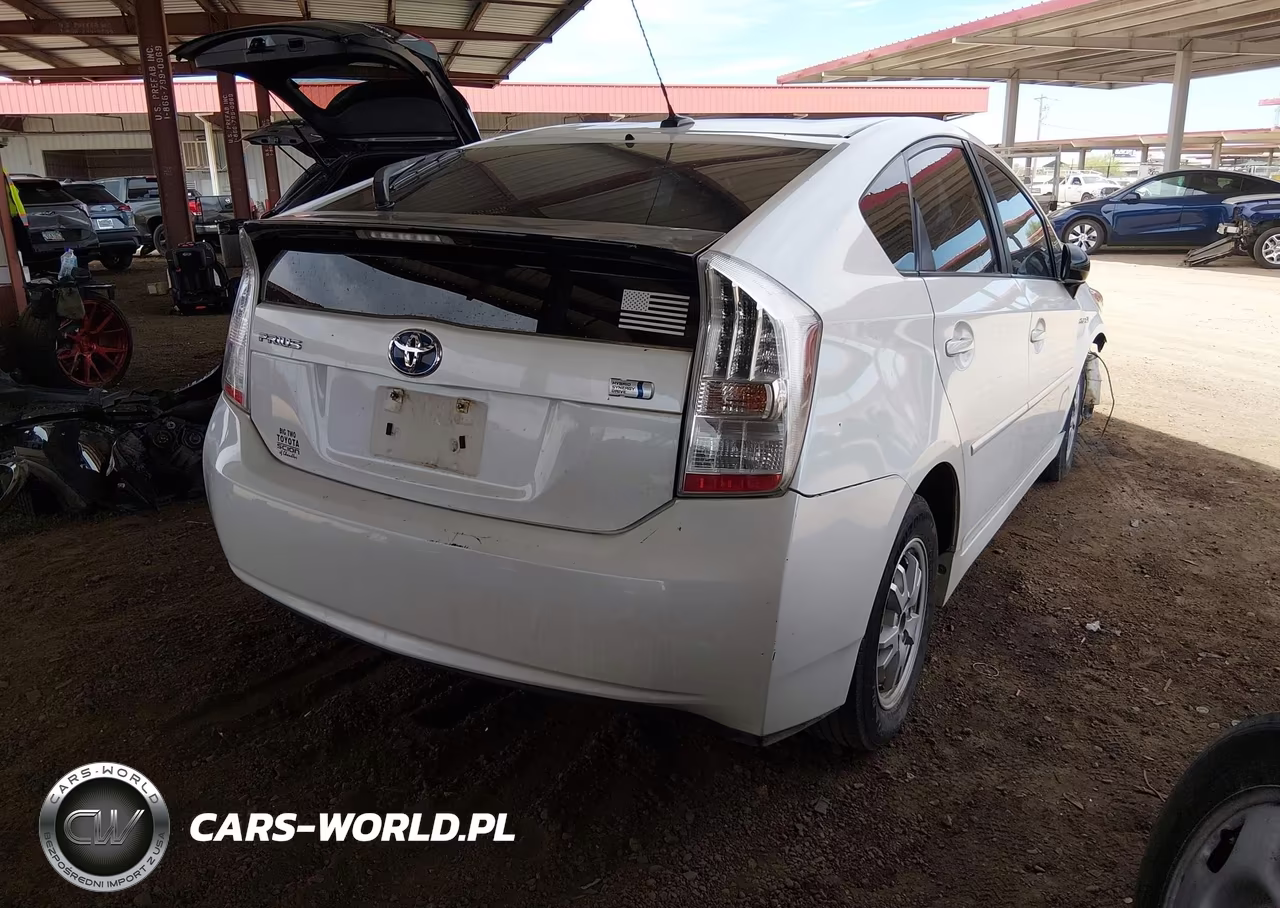 2011 Toyota Prius Two VIN:JTDKN3DU2B0248231 - 4