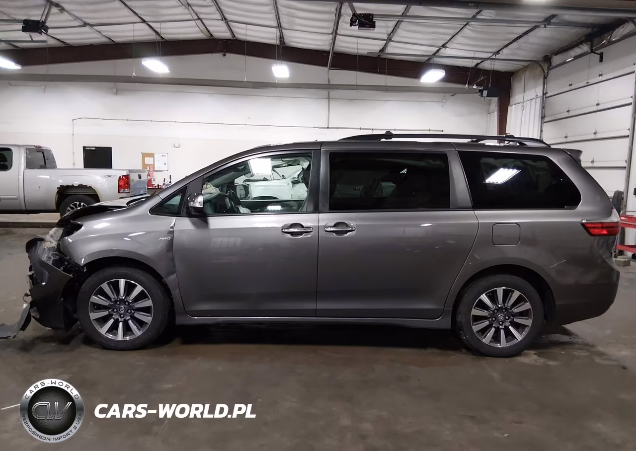 2018 Toyota Sienna Limited 7 Passenger VIN:5TDDZ3DC9JS199545 - 15