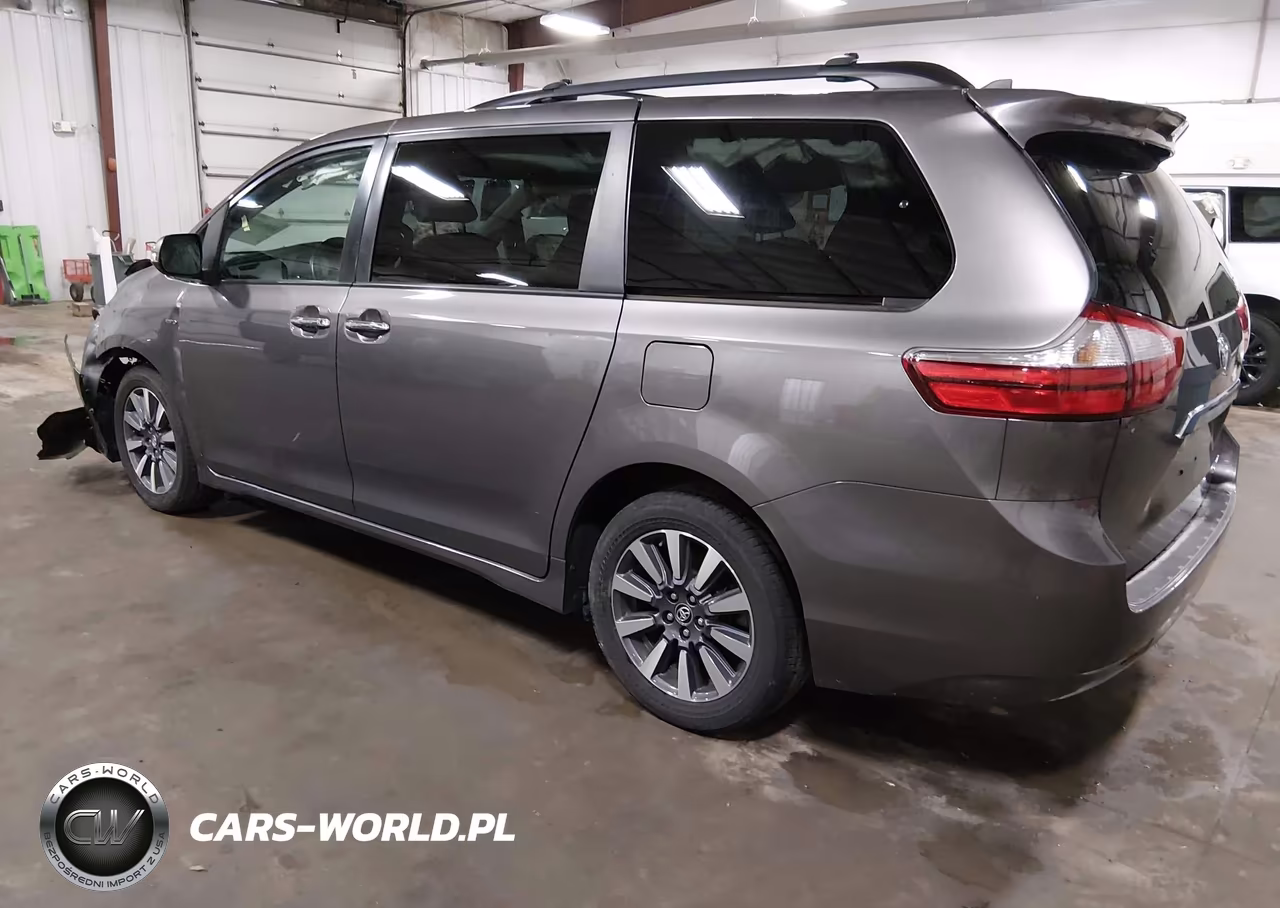 2018 Toyota Sienna Limited 7 Passenger VIN:5TDDZ3DC9JS199545 - 3