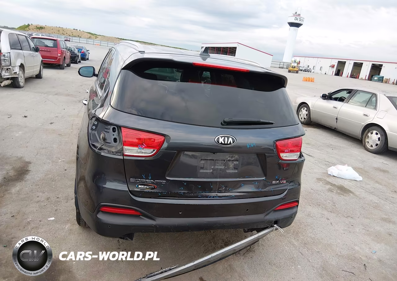 2016 Kia Sorento 3.3L Ex VIN:5XYPHDA57GG175276 - 16
