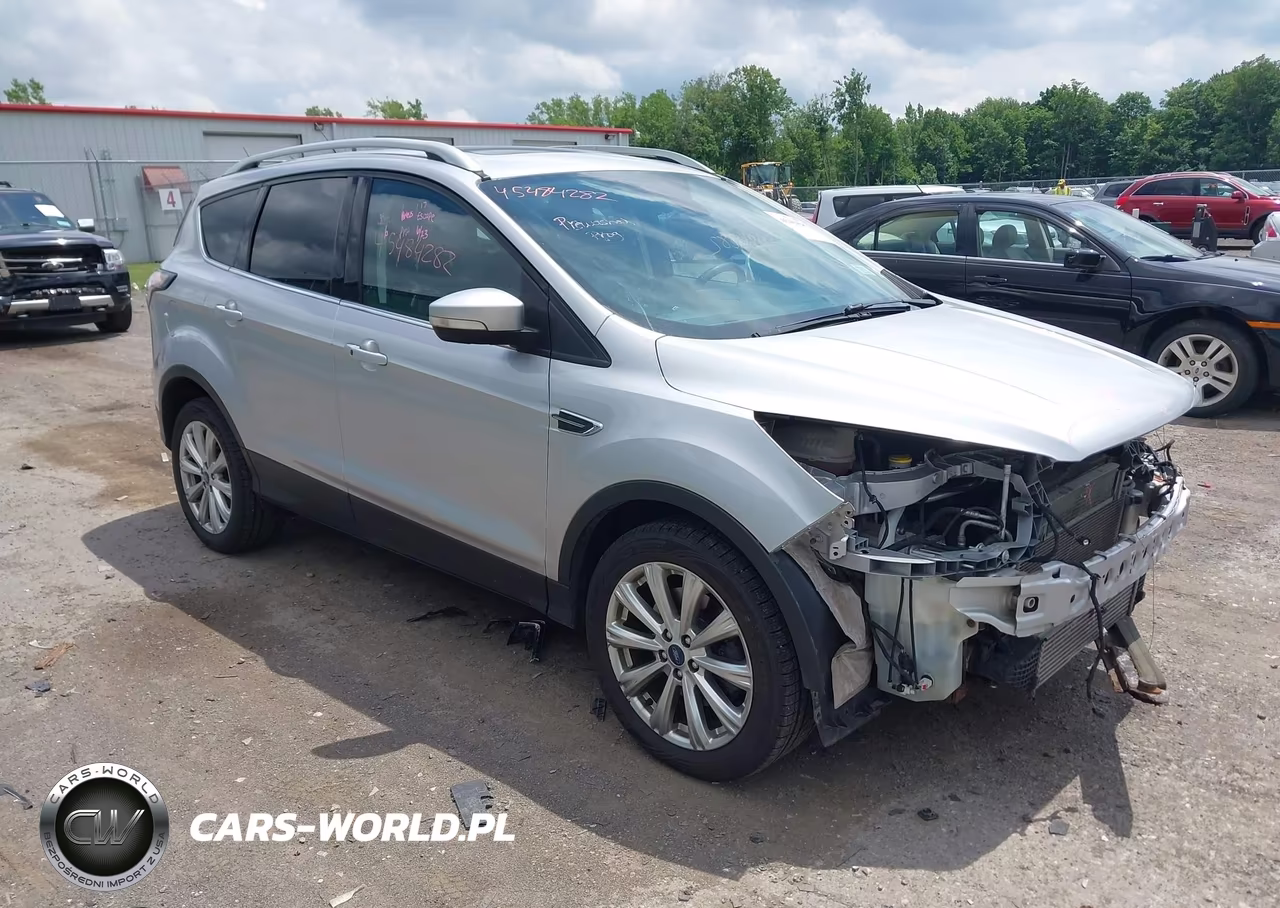 2017 Ford Escape Titanium – zdjęcie 1 z 16