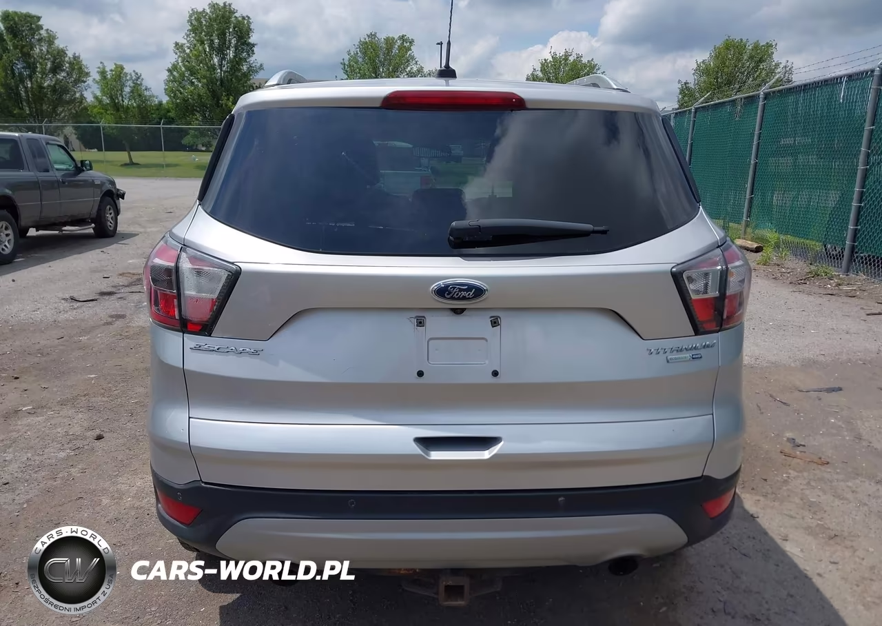 2017 Ford Escape Titanium VIN:1FMCU9J98HUB06568 - 16