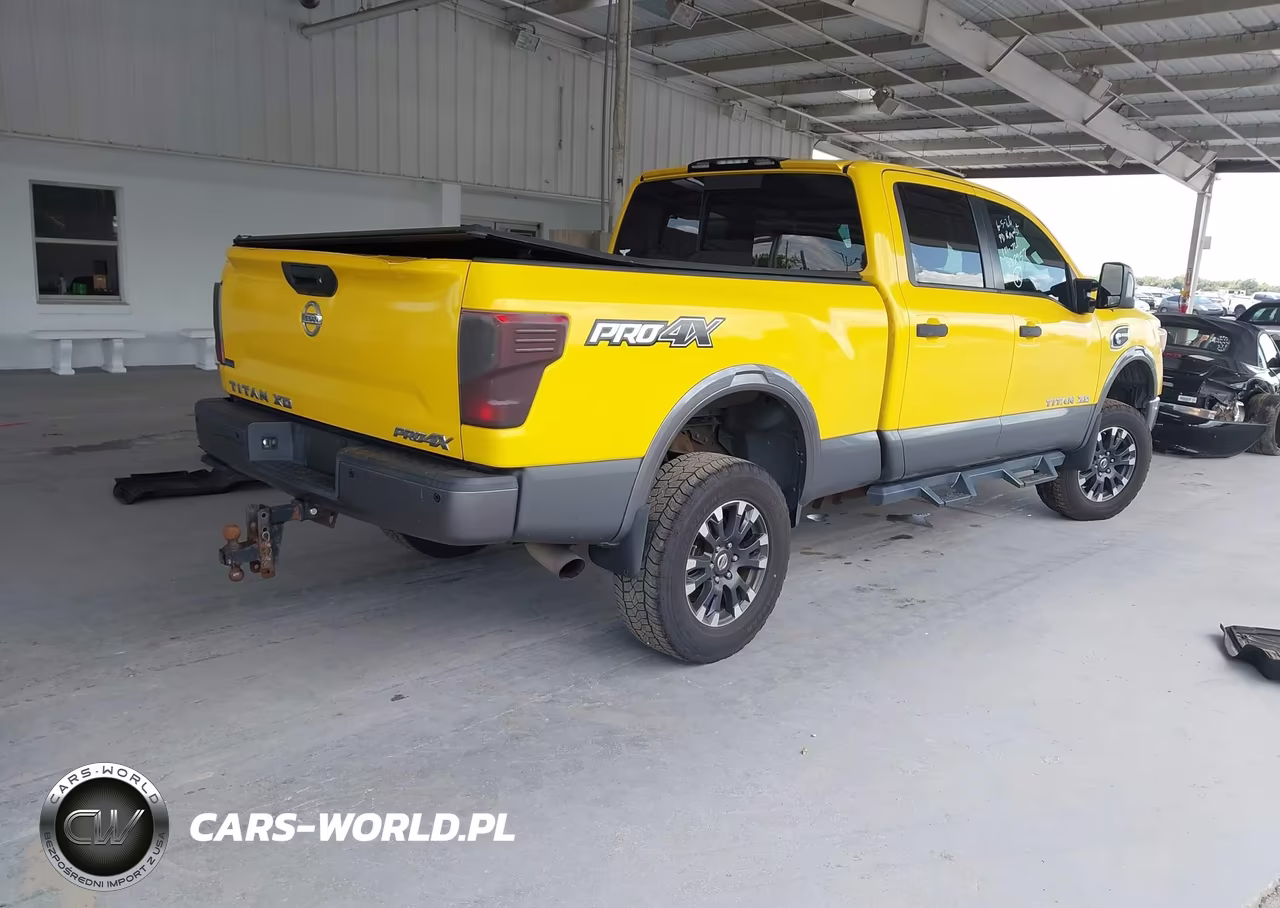 2017 Nissan Titan Xd Pro-4X Diesel VIN:1N6BA1F44HN558001 - 4