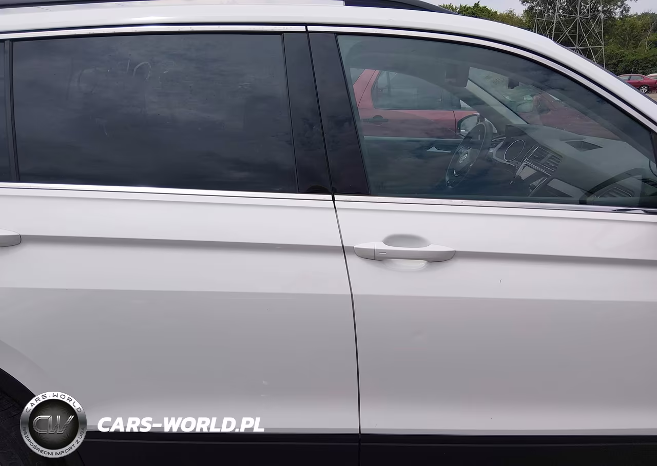 2019 Volkswagen Tiguan 2.0T Se-2.0T Sel-2.0T Sel R-Line-2.0T Sel R-Line Black VIN:3VV2B7AX7KM101402 - 13