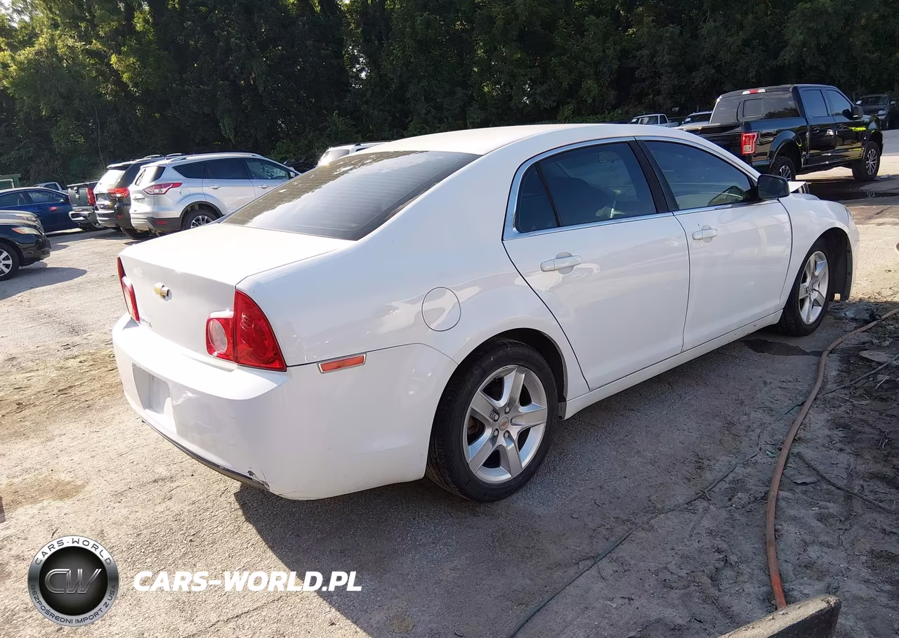 2011 Chevrolet Malibu Ls VIN:1G1ZA5E14BF349304 - 4