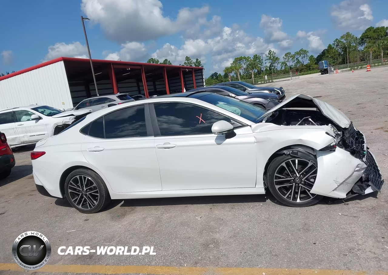 2025 Toyota Camry Xle VIN:4T1DAACK6SU156553 - 13