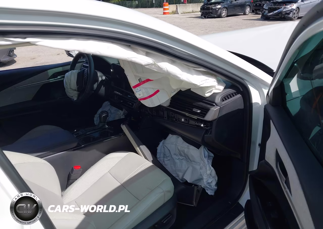 2025 Toyota Camry Xle VIN:4T1DAACK6SU156553 - 5