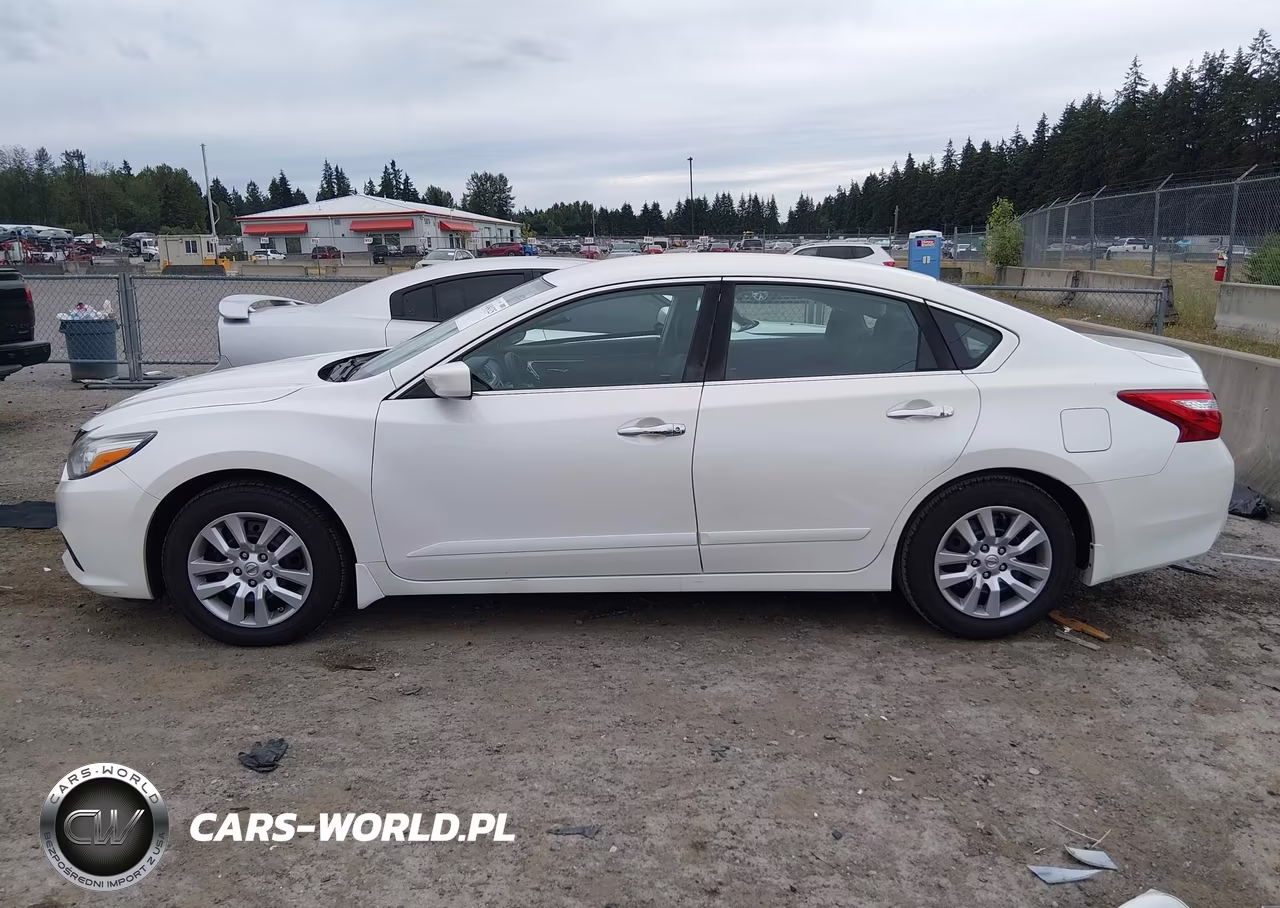 2016 Nissan Altima 2.5 S VIN:1N4AL3AP2GC166141 - 14