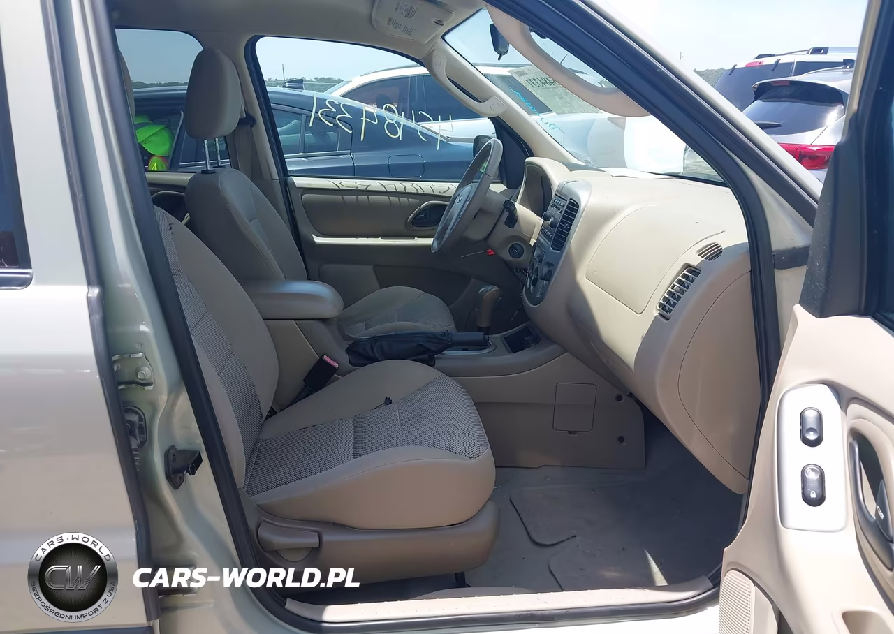 2005 Ford Escape Xlt VIN:1FMYU03155DA14709 - 5