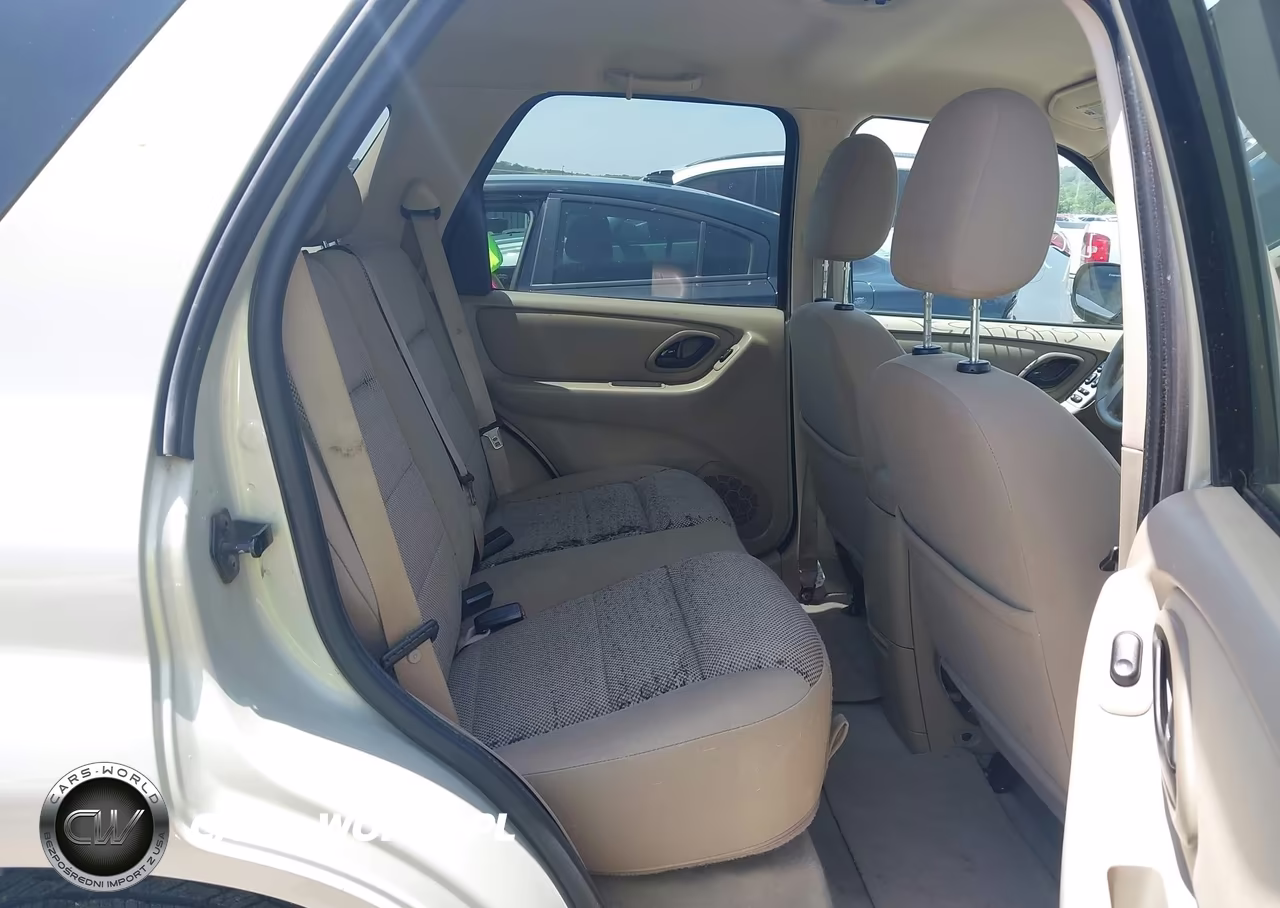 2005 Ford Escape Xlt VIN:1FMYU03155DA14709 - 8