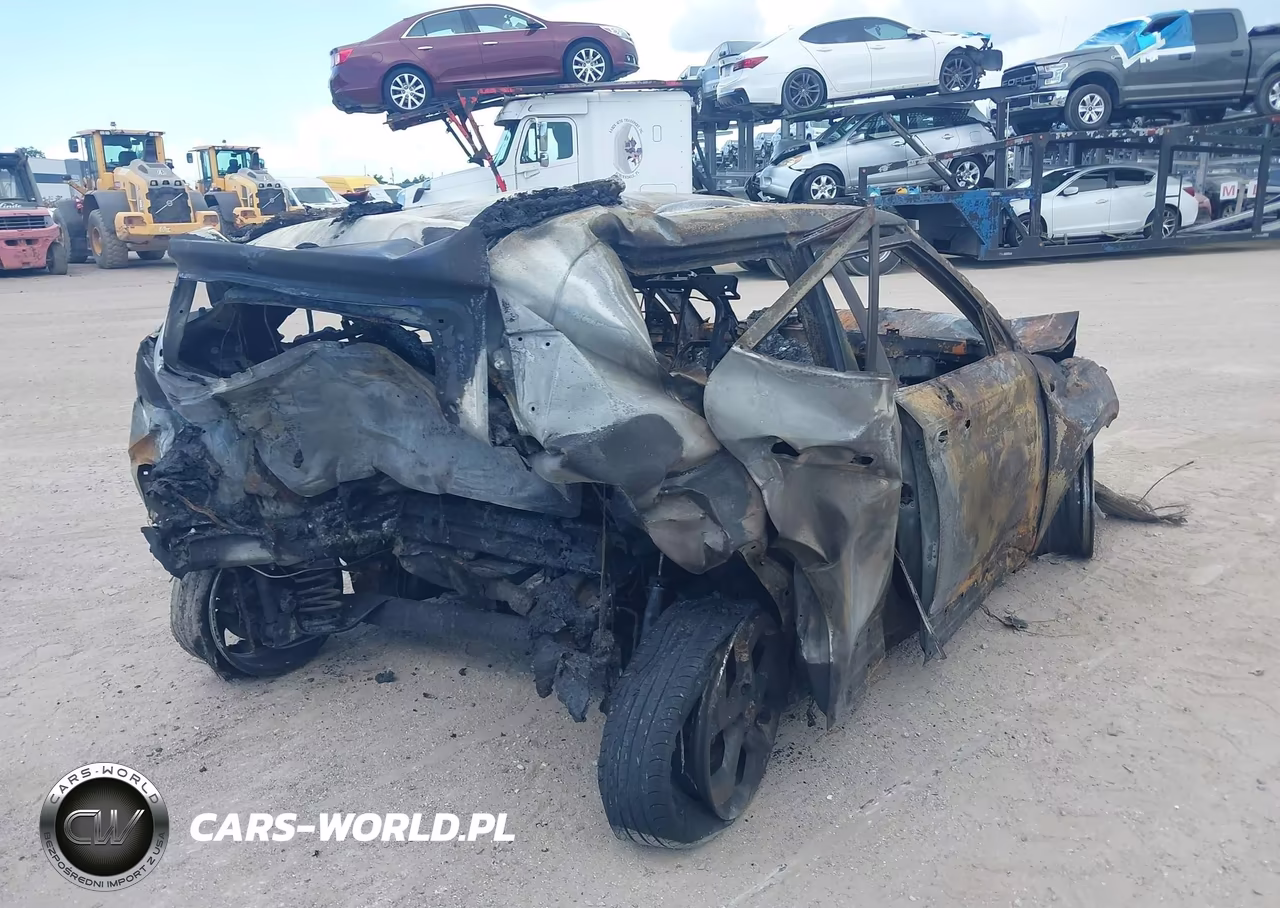 2023 Hyundai Venue Sel VIN:KMHRC8A32PU255804 - 4
